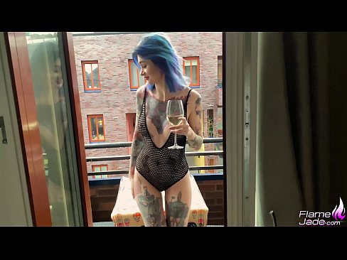 ❤️ Ochiq osmon ostida ehtiros bilan so'rayotgan ajoyib qiz ❤️ Sluts bizda uz.porno-fuq.ru ☑